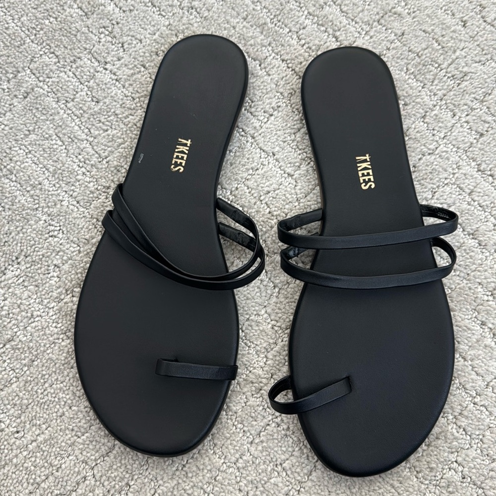 NWOT TKEES “Gemma” Sandals black slip on slide strappy - Picture 3 of 9